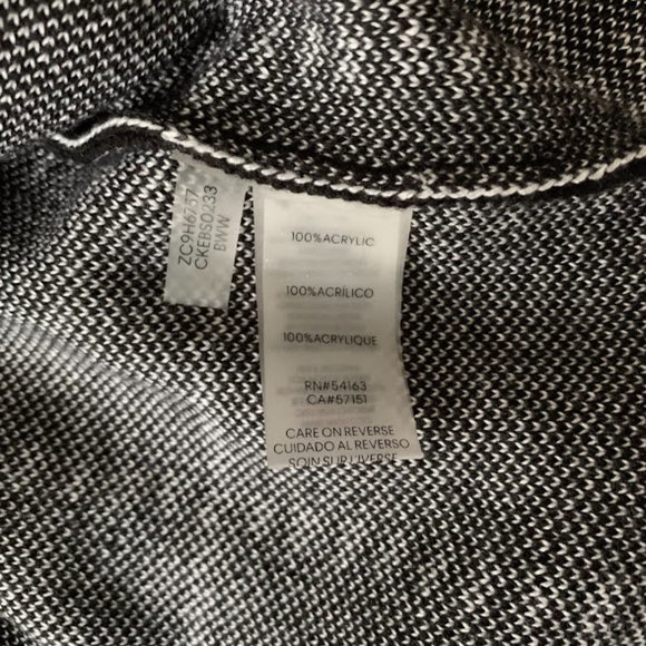 Calvin Klein Checkered Pattern Crewneck Sweater, Size L - Picture 5 of 5